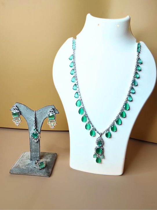Ziva AD Necklace Set