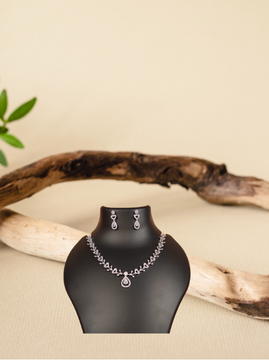 Shailee AD Necklace Set