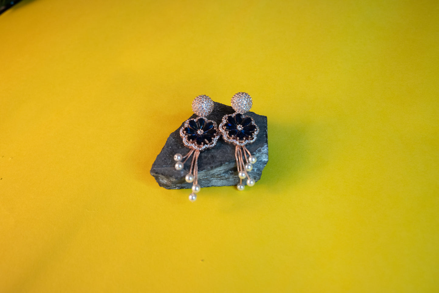 Noor AD Earings