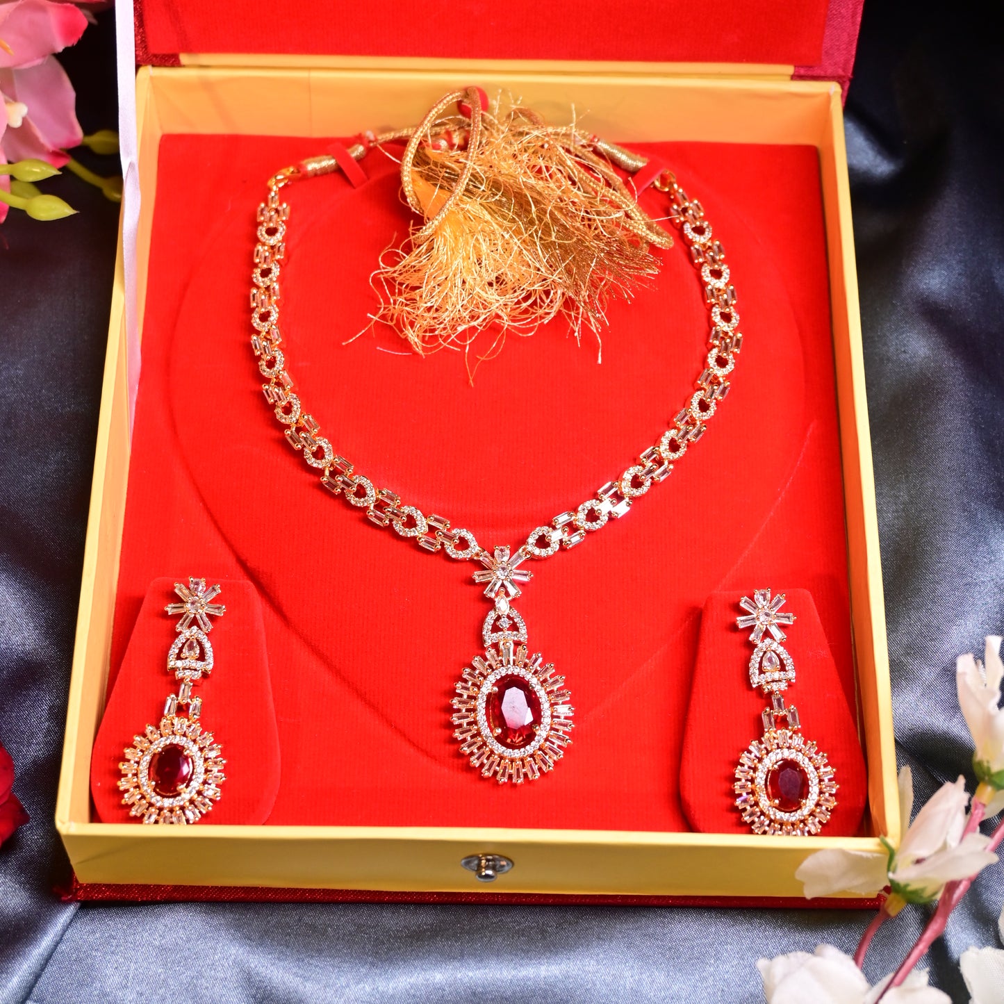Aarohi AD Necklace Set