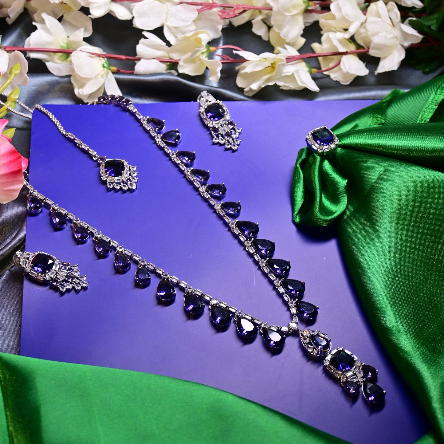Ziva AD Necklace Set