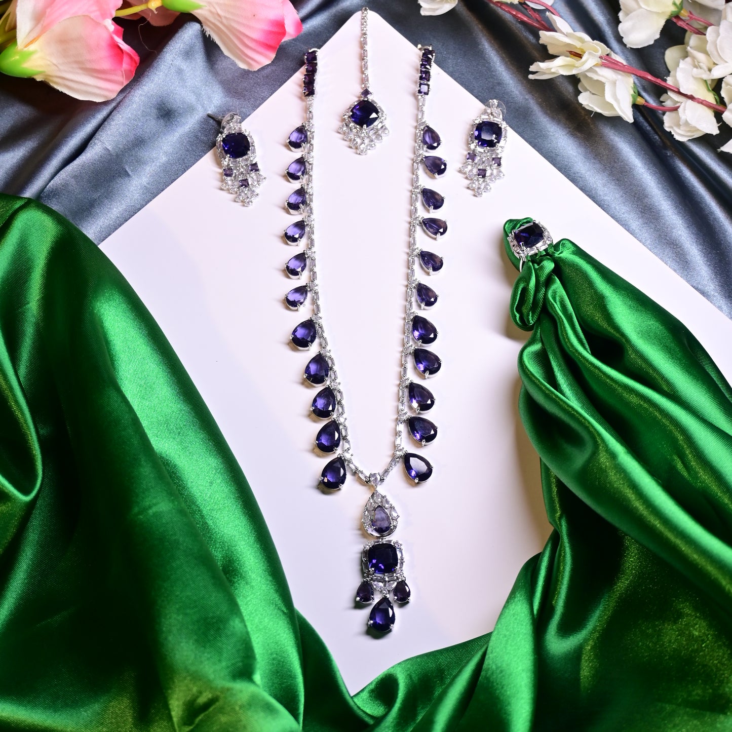 Ziva AD Necklace Set