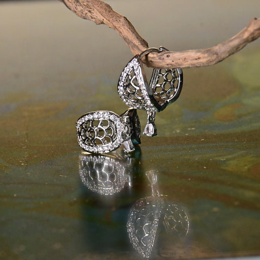 Aavya AD Earrings